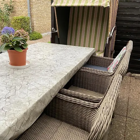 Daire Haus Am - Whg 2 - Strandnah & Ruhig Gelegen Im Ostseebad